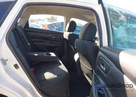 2016 Nissan Altima 2.5/2.5 S/2.5 Sl/2.5 Sr/2.5 Sv z USA, uszkodzony, nr VIN 1N4AL3AP7GN366548